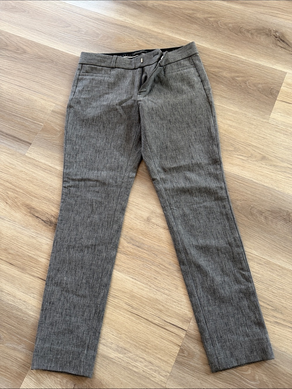 Banana Republic Slim Cropped Ankle Jeans in Gray